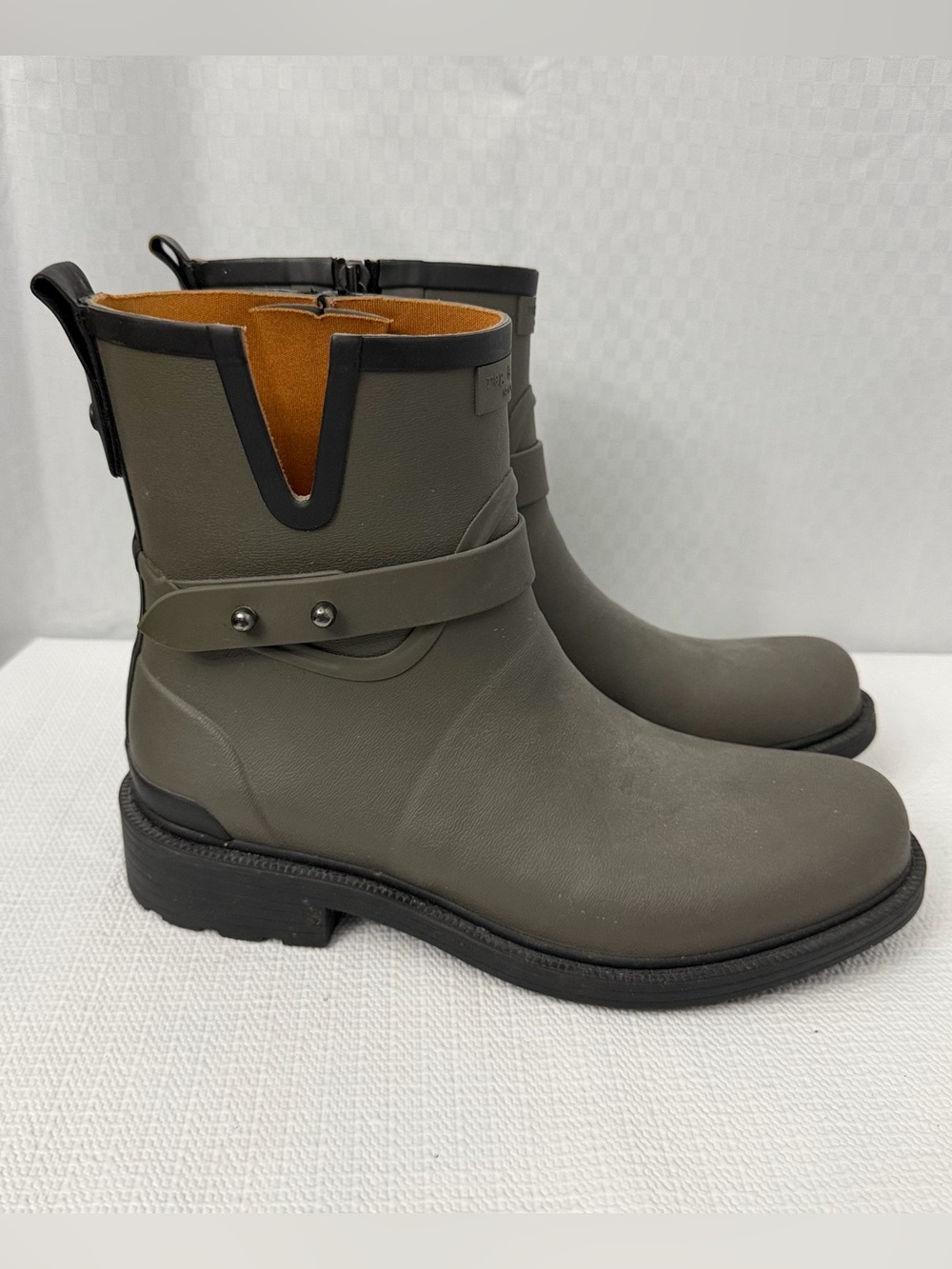 Rag & Bone Moto Rain Boots Womens Size 8 in Smoke Gray